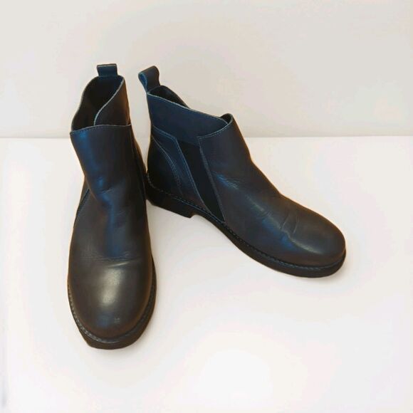 Eric Michael Ankle Boot Bootie Womens EU 38 US 7-7.5 Gray Side Zip Leather - Picture 1 of 9